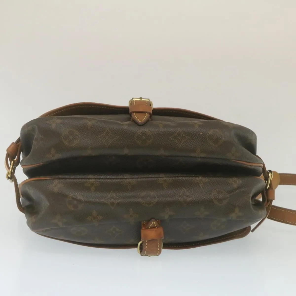 LOUIS VUITTON Monogram Saumur 30 Shoulder Bag M42256 LV 29205