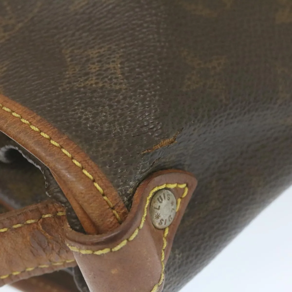 LOUIS VUITTON Monogram Saumur 30 Shoulder Bag M42256 LV 29205