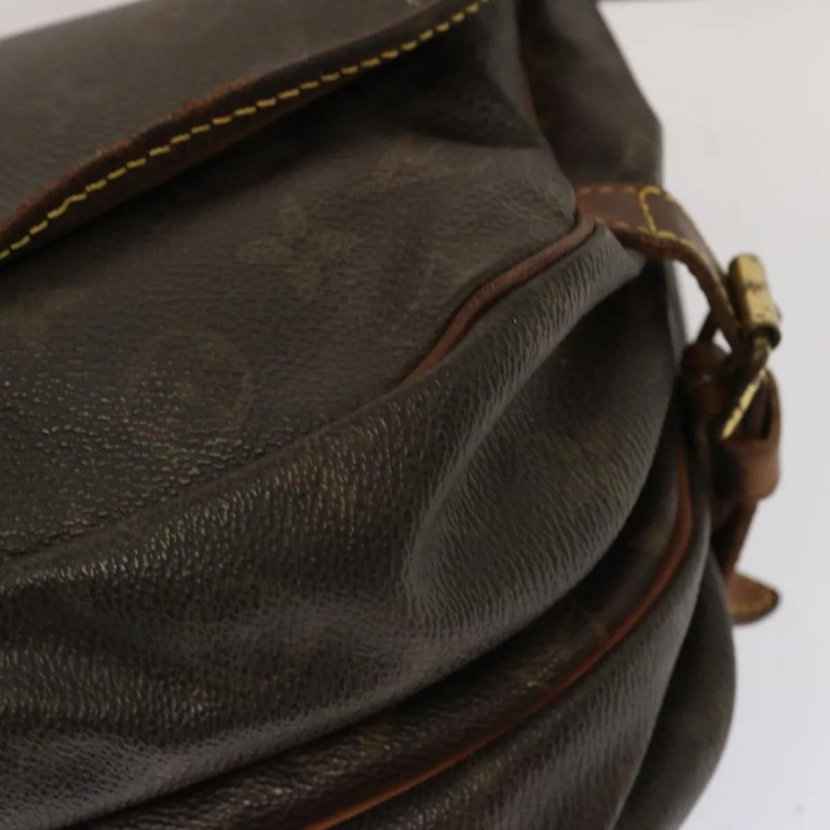 LOUIS VUITTON Monogram Saumur 30 Shoulder Bag M42256 LV 70706