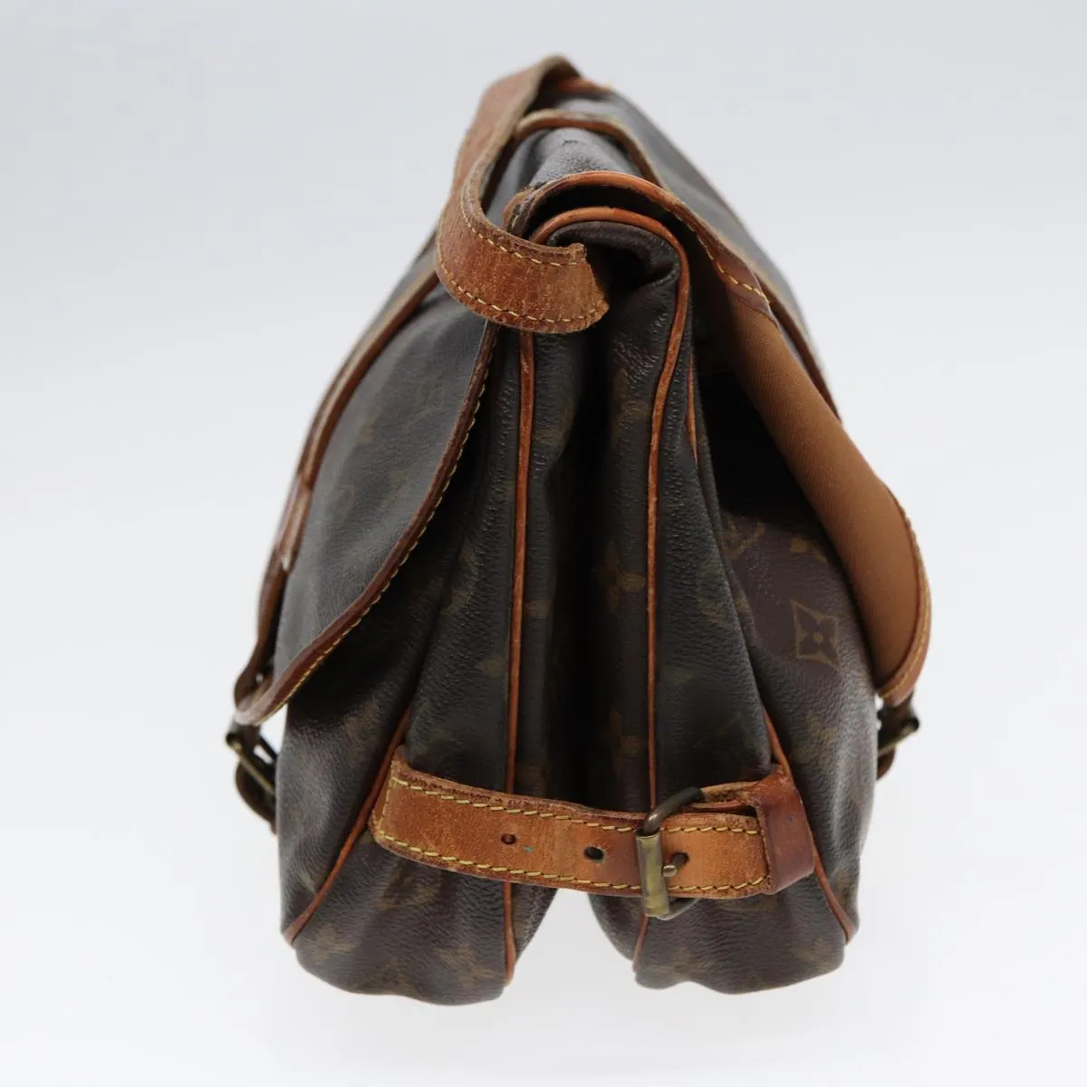 LOUIS VUITTON Monogram Saumur 30 Shoulder Bag M42256 LV 82220