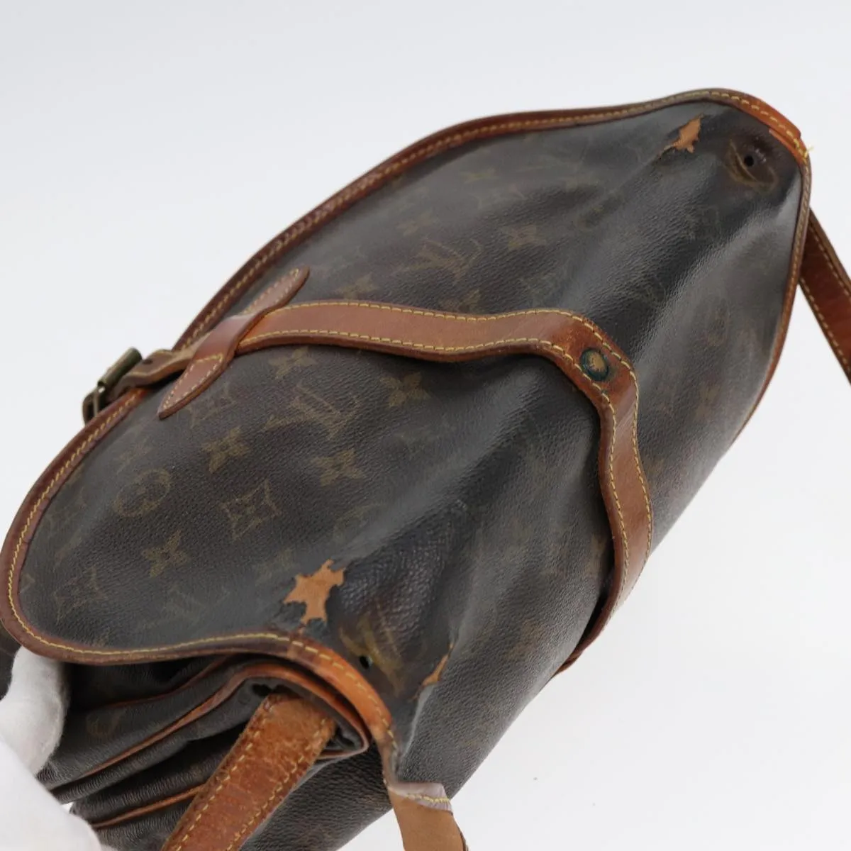 LOUIS VUITTON Monogram Saumur 30 Shoulder Bag M42256 LV 82220