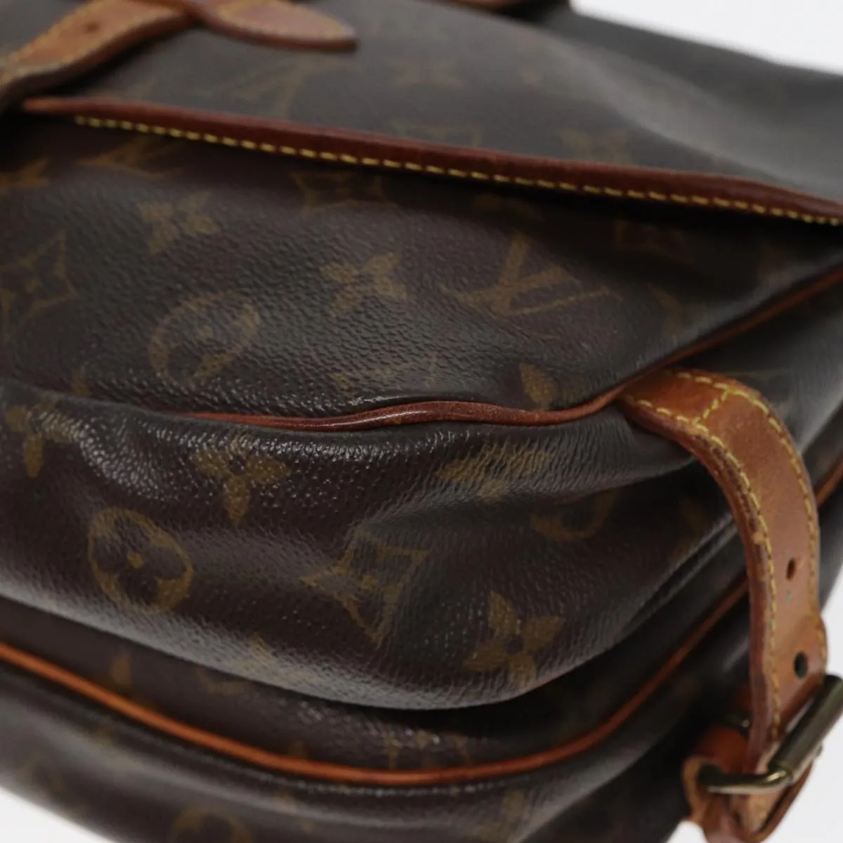 LOUIS VUITTON Monogram Saumur 30 Shoulder Bag M42256 LV 82220