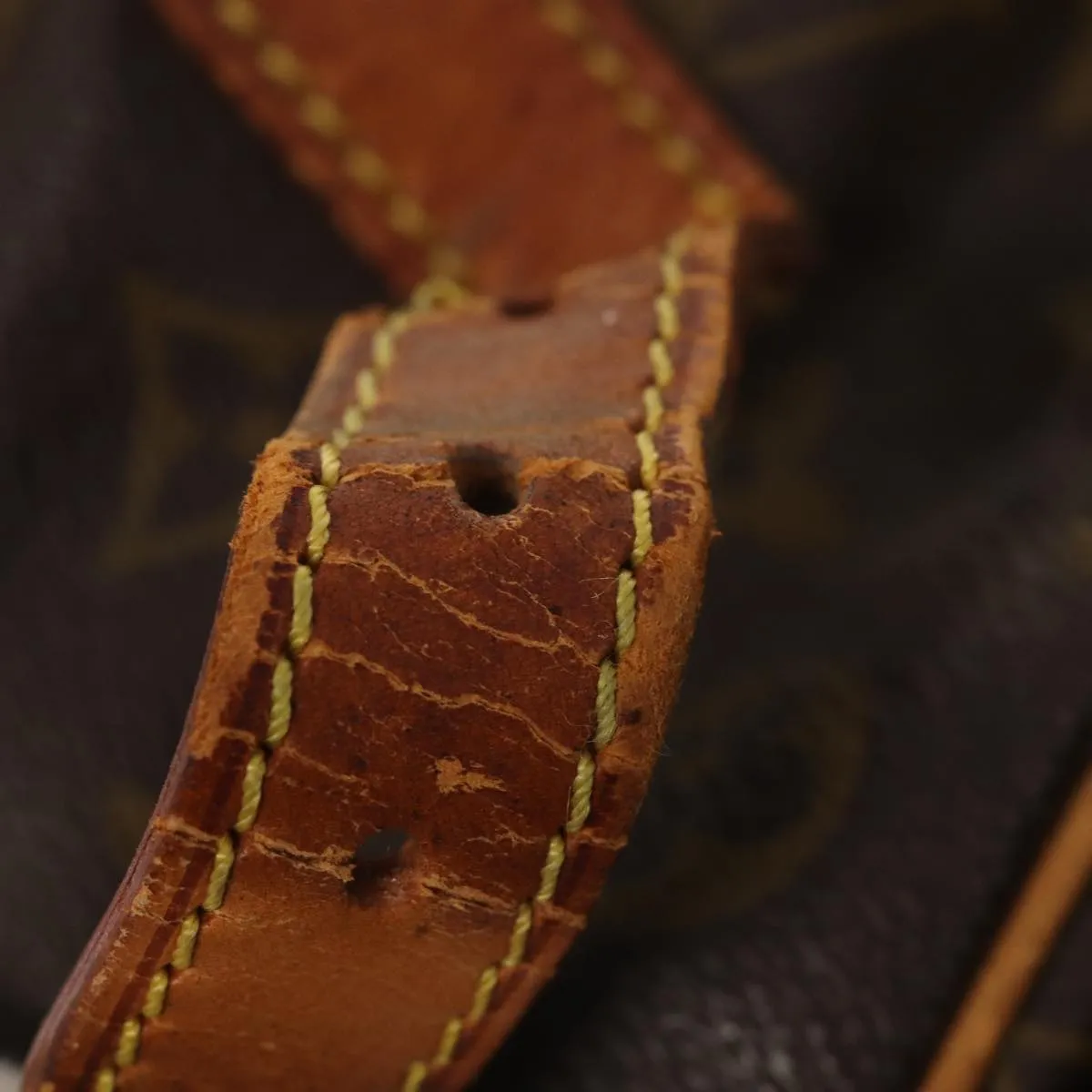 LOUIS VUITTON Monogram Saumur 35 Shoulder Bag M42254 LV 81387