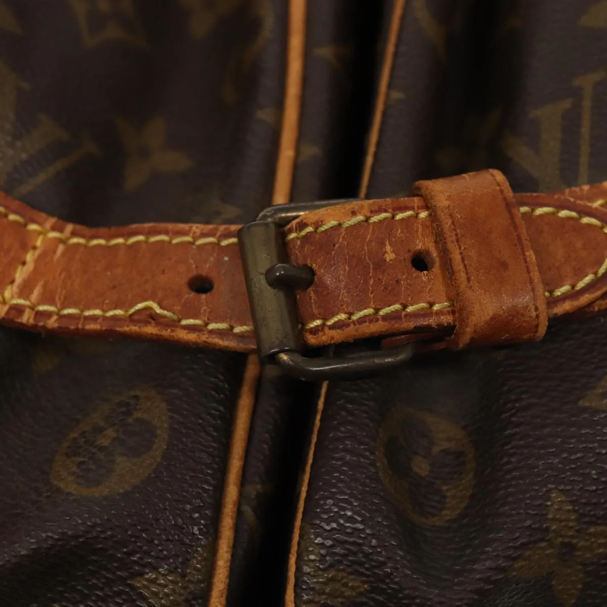LOUIS VUITTON Monogram Saumur 35 Shoulder Bag M42254 LV 81387