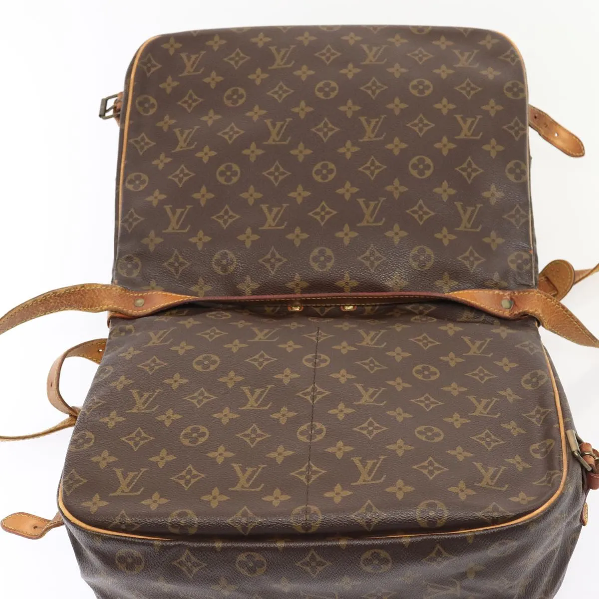 LOUIS VUITTON Monogram Saumur 35 Shoulder Bag M42254 LV 81387