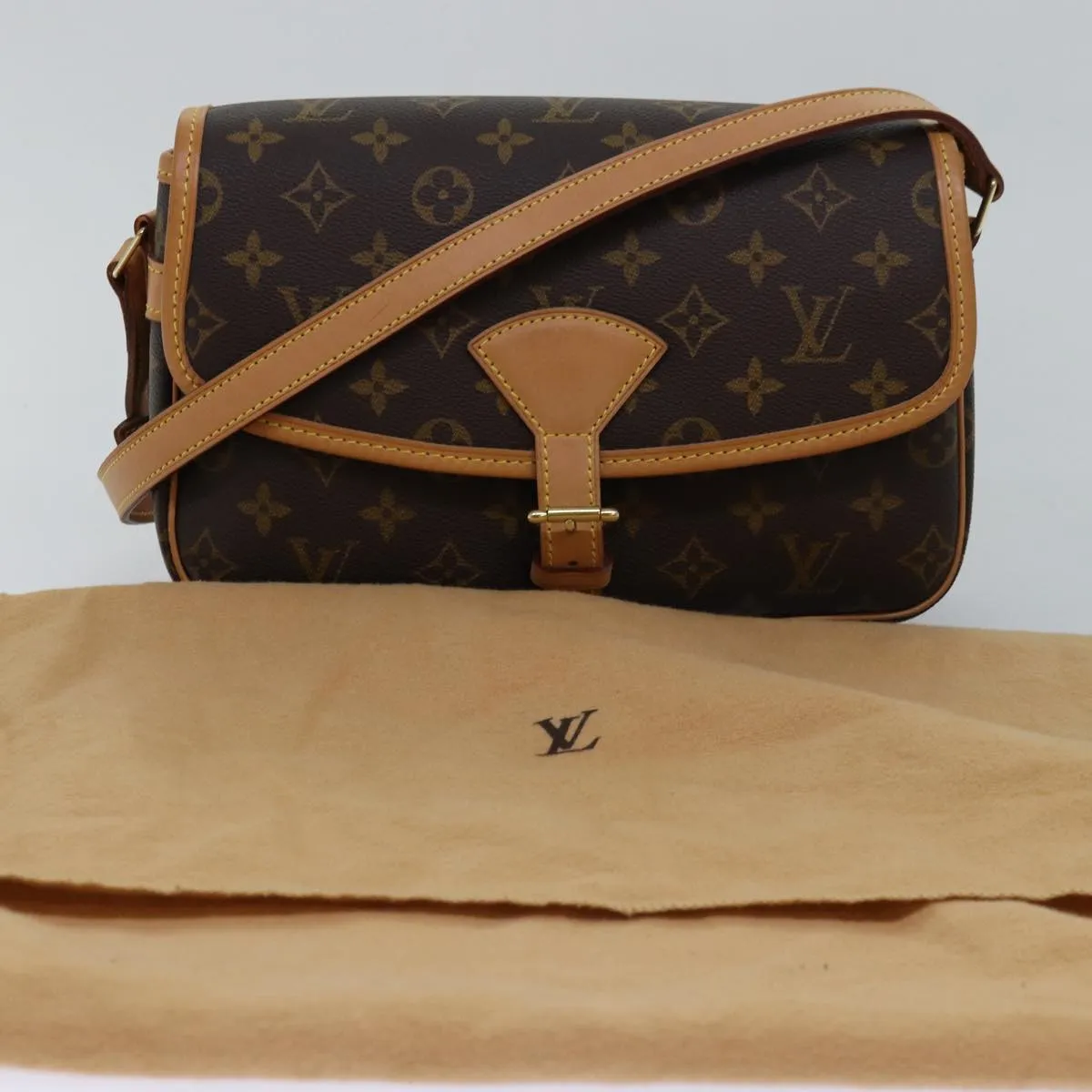 LOUIS VUITTON Monogram Sologne Shoulder Bag M42250 LV am6340A