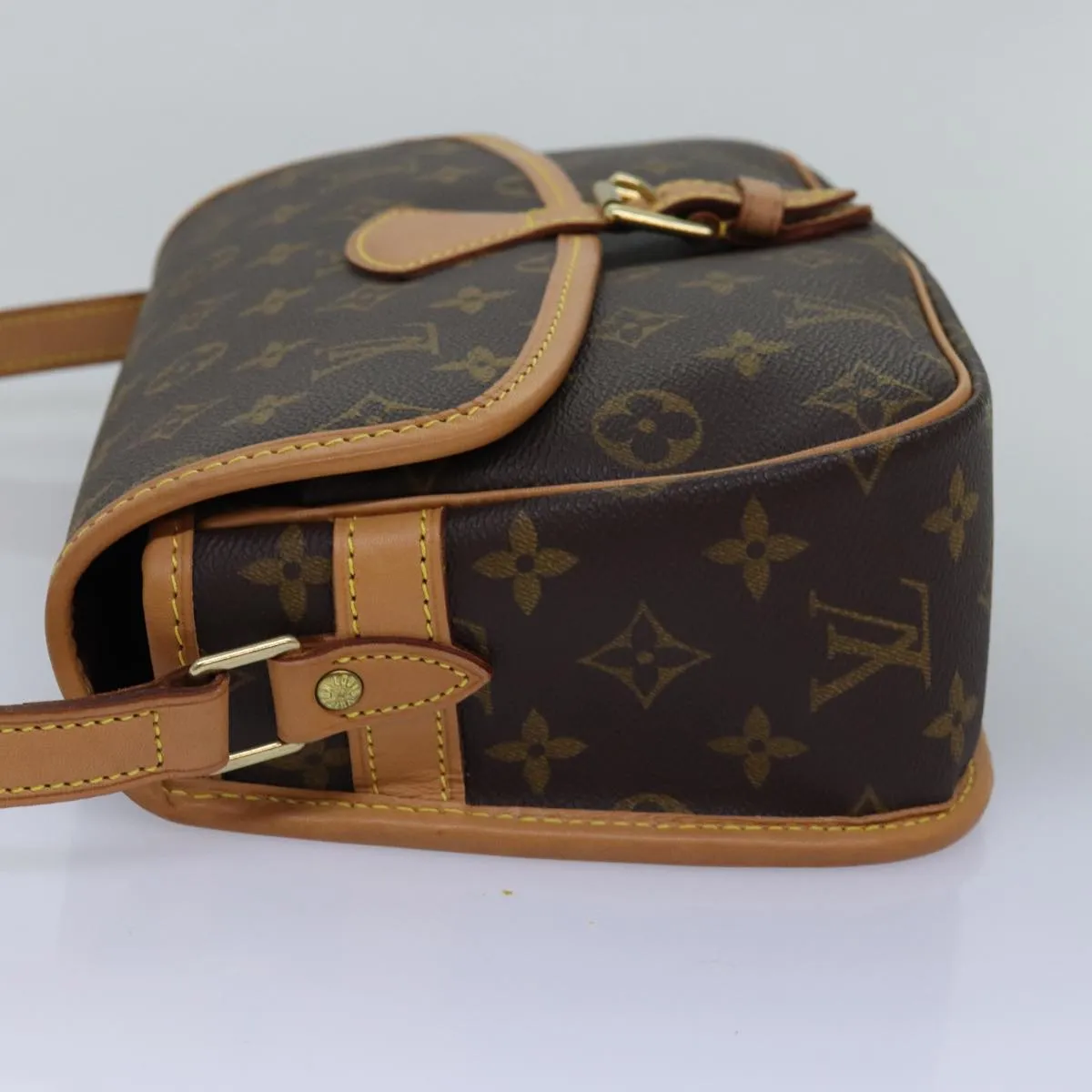 LOUIS VUITTON Monogram Sologne Shoulder Bag M42250 LV am6340A