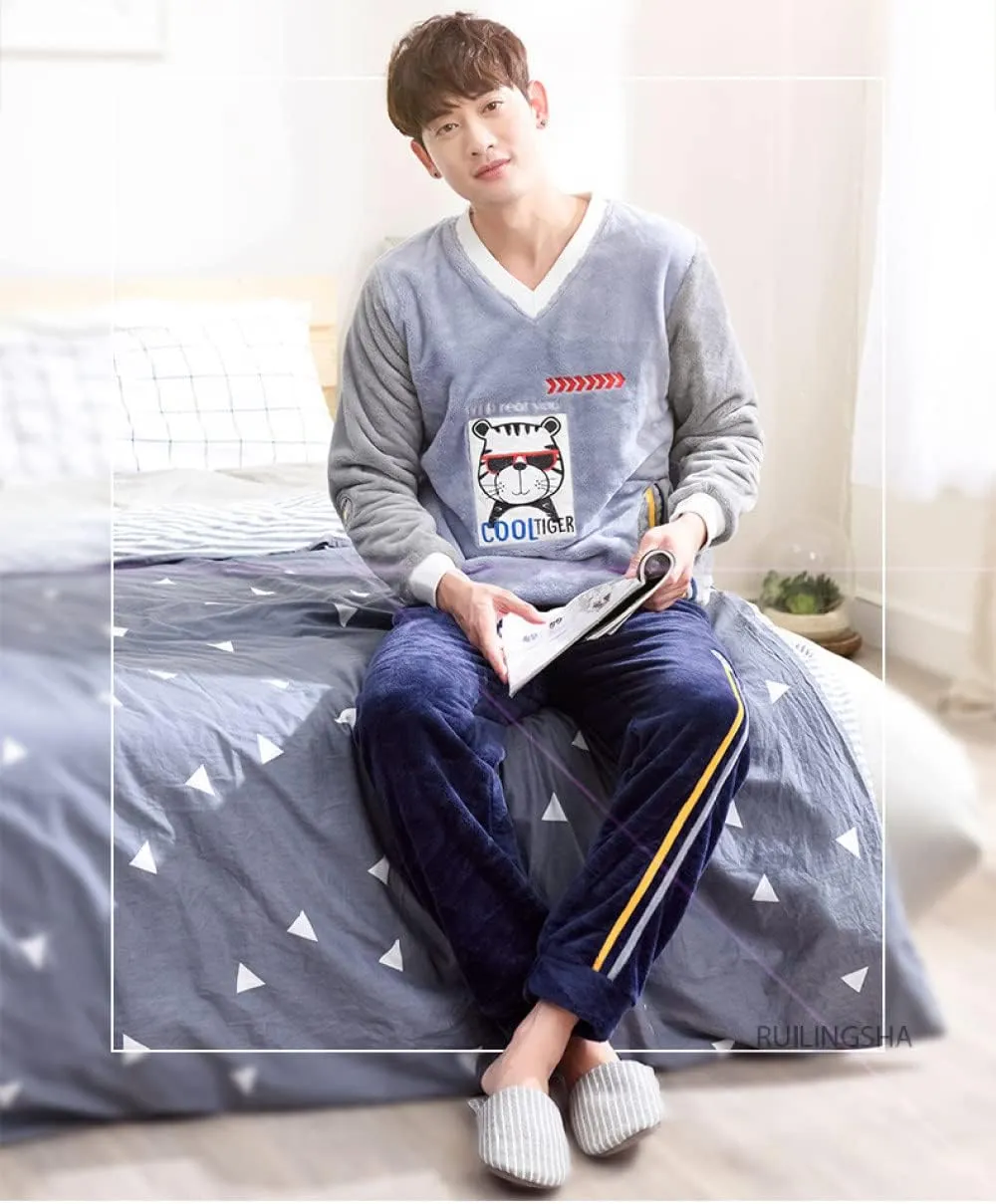 Men's Autumn and Winter Coral Fleece Thick Flannel Long-Sleeved Trousers Cute Cartoon Plush Pajamas Set Grey XL