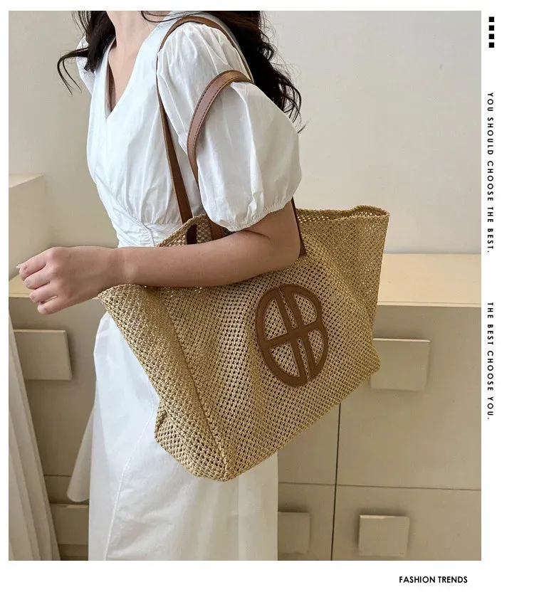Veloria™ Hollow Straw Shoulder Bag