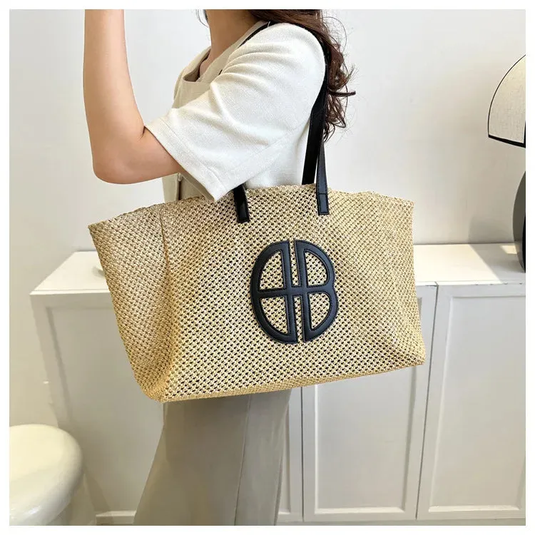 Veloria™ Hollow Straw Shoulder Bag