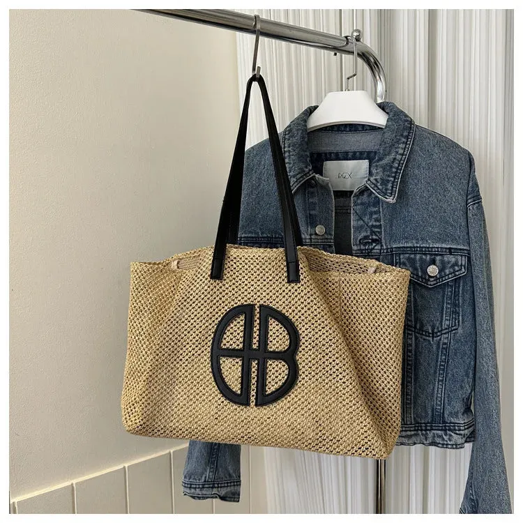 Veloria™ Hollow Straw Shoulder Bag