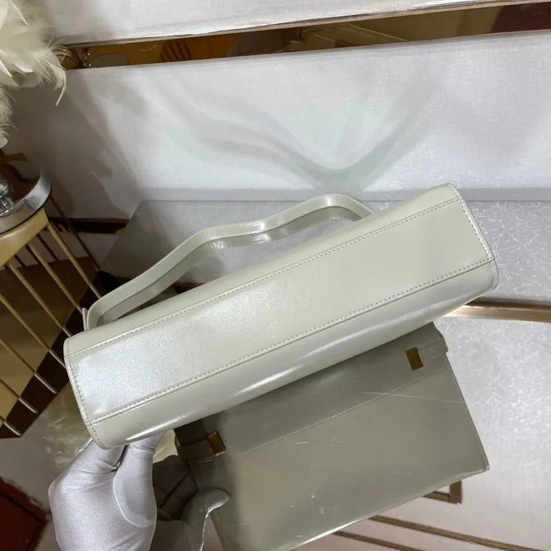 WHITE SHOULDER MANHATTAN ESMEE Customer-favorite - Boxing Day sale IN BAG BOX
