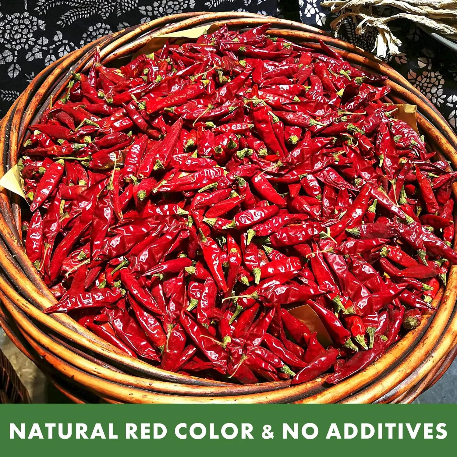 Yimi Dried Chilies Peppers, 10.7oz, Whole Chinese Dry Red Chilis, Spicy Hot Heat, Great For Mexican,Thai and Chinese Recipes,like Pozole, Tamales, Hotpot, In Resealable Bags, Mild Hot, Ideal for Father's Day